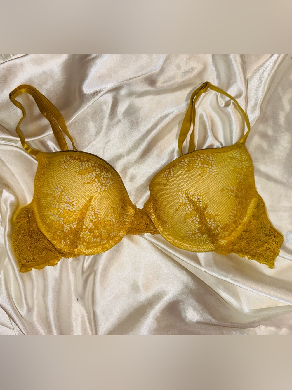 👑 Size Medium Women's Lace Underwire Bra - Mustard Yellow